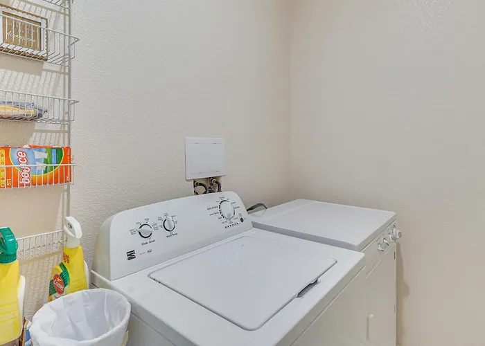 Desert Getaway W/ Serene Views In Bullhead City! Holiday home Bullhead City