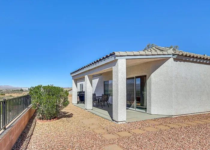 Holiday home Desert Getaway W/ Serene Views In Bullhead City!