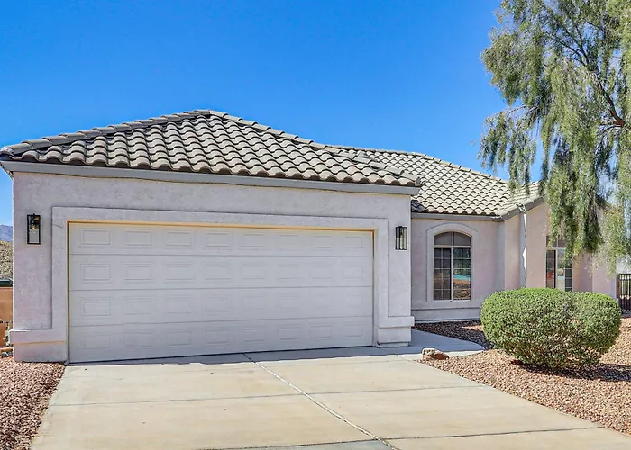 Desert Getaway W/ Serene Views In Bullhead City! Holiday home