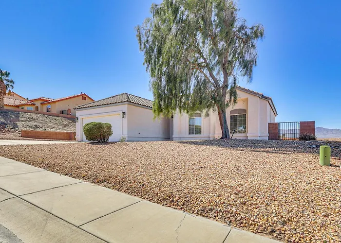 Desert Getaway W/ Serene Views In Bullhead City! Holiday home Bullhead City